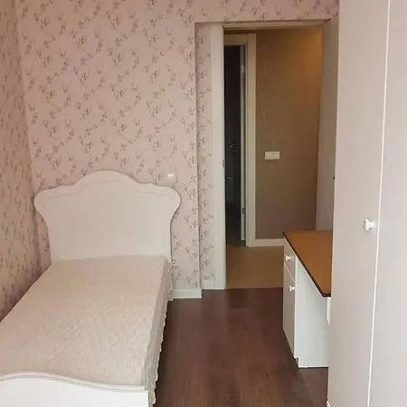 Saygin Müşterilerimiz Için Kaliteli Bir Yasam Alanı. *